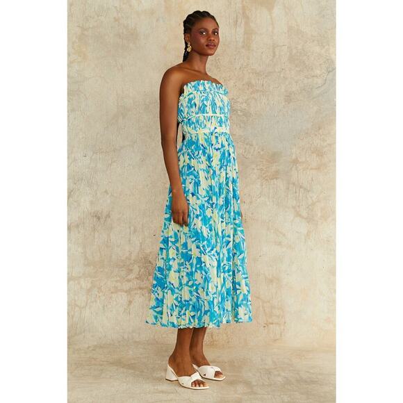 AMUR Dresses & Skirts - AMUR Scottie Pleated Blue Floral Strapless Midi Garden Party Dress Sz 4 NWOT